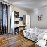 Bed & Breakfast Ventuno 4*