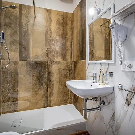 Ventuno Couette-café 4*